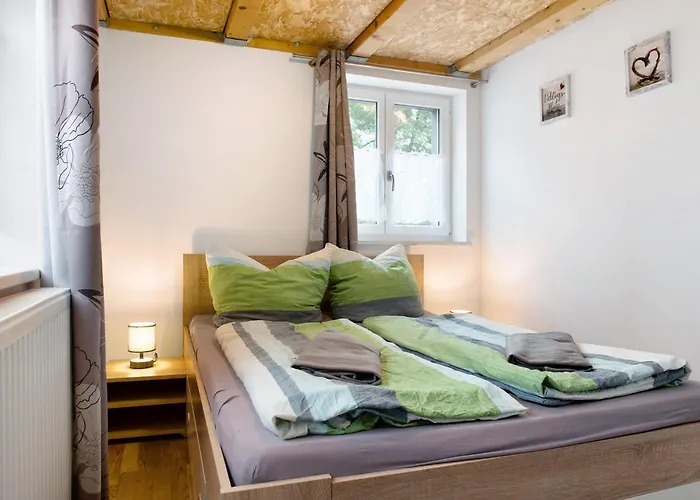 Schoenfeld アパート シュトックアッハ